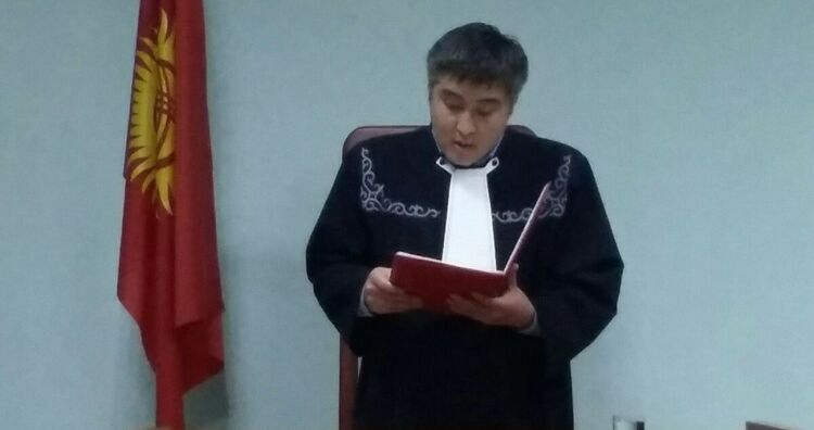 Садыр Жапаров отклонил отставку судьи Марата Сыдыкова - Аскат Алагозов