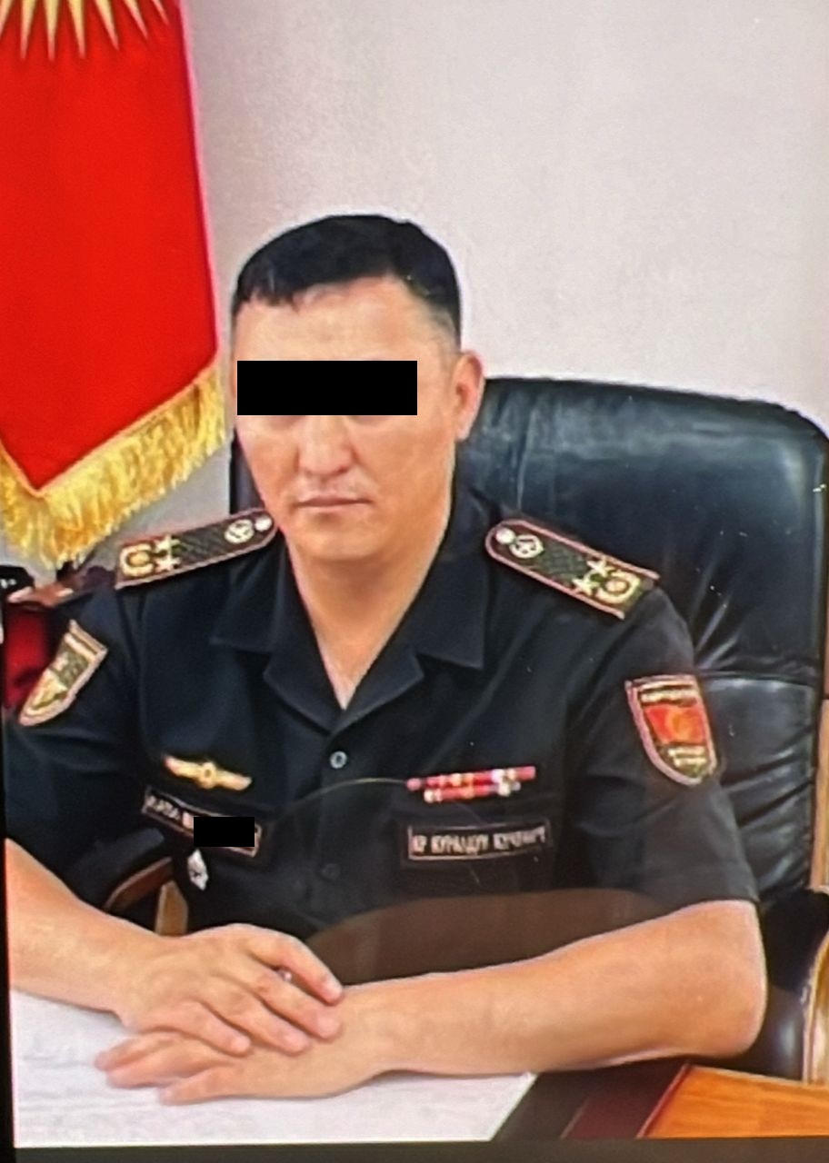 Задержан помощник министра обороны за получение взятки