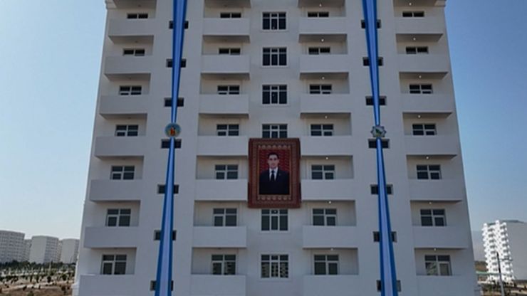 В столице Туркменистана открыт ЖК для людей с ограниченными возможностями
