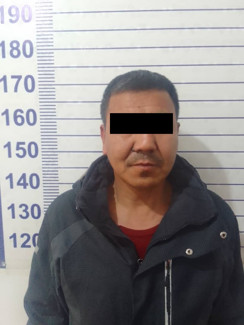 В Кара-Балте мужчина ударил ножом любовника своей жены