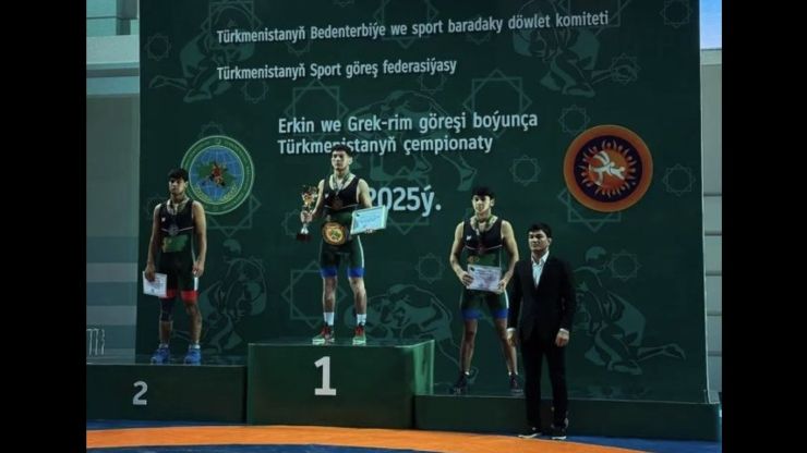 В Туркменистане назван чемпион национального первенства по вольной борьбе