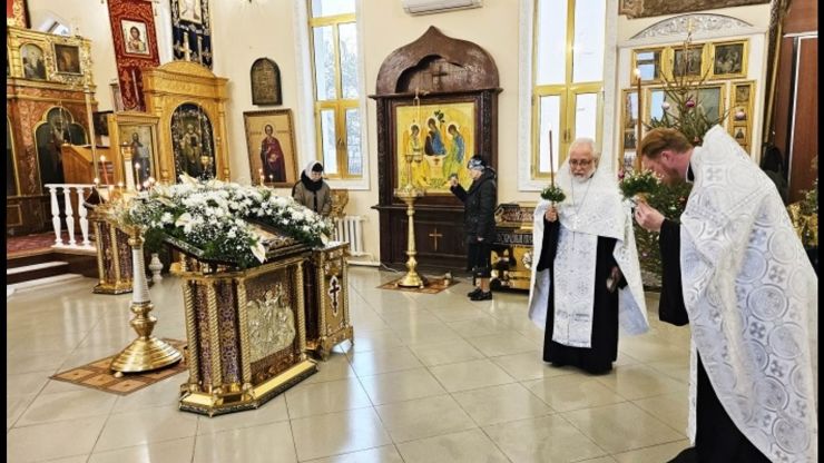 В Туркменистане в православных храмах прошли рождественские богослужения