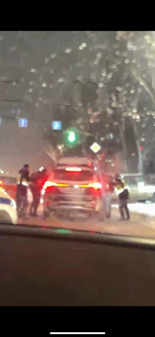 Уничтожал улики и протаранил авто УПСМ. ГУВД о задержании Эрмека Эрматова