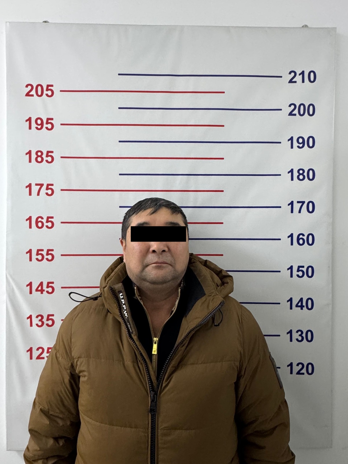Задержаны мужчины, покупавшие машины за фальшивую валюту