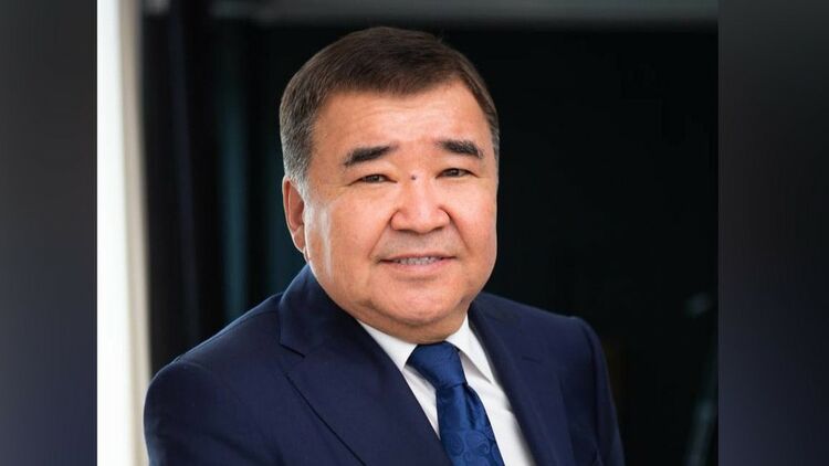 Аскару Салымбекову присвоено звание «Герой Труда» Кыргызстана