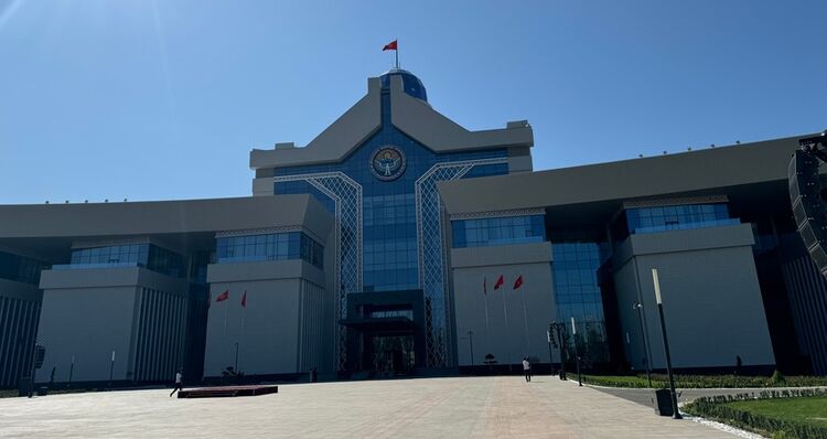 В 2024 году администрация президента не одобрила 128 командировок чиновников