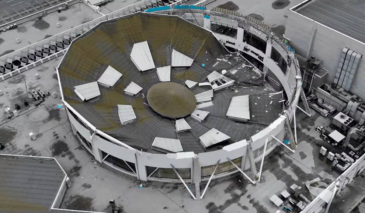 Фото В городе Трухильо (Перу) в торговом центре Real Plaza обрушилась крыша