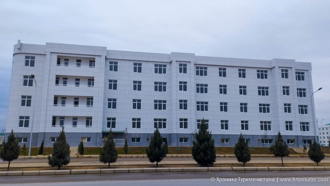 В Ахалском велаяте построят больницы, детсады и школы