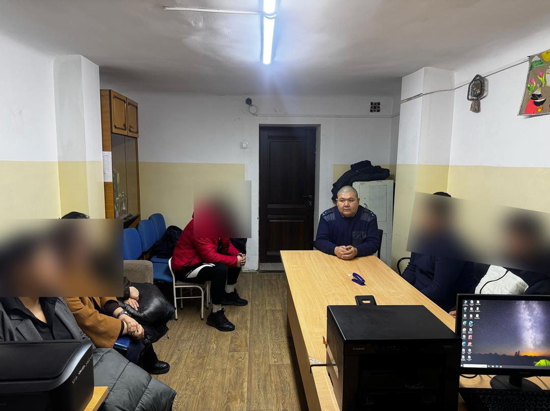 Драка девятиклассников в Бишкеке — милиция обратилась к родителям