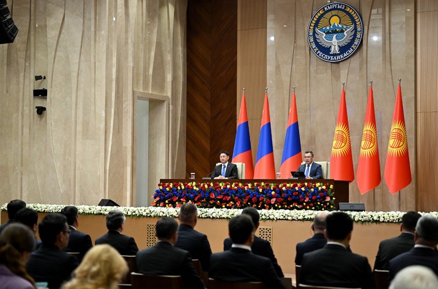 администрации президента КР