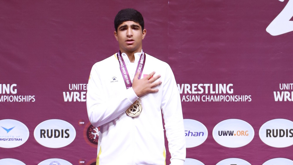 Кыргызстанский борец Хасан Гасанов завоевал золото юношеского чемпионата Азии