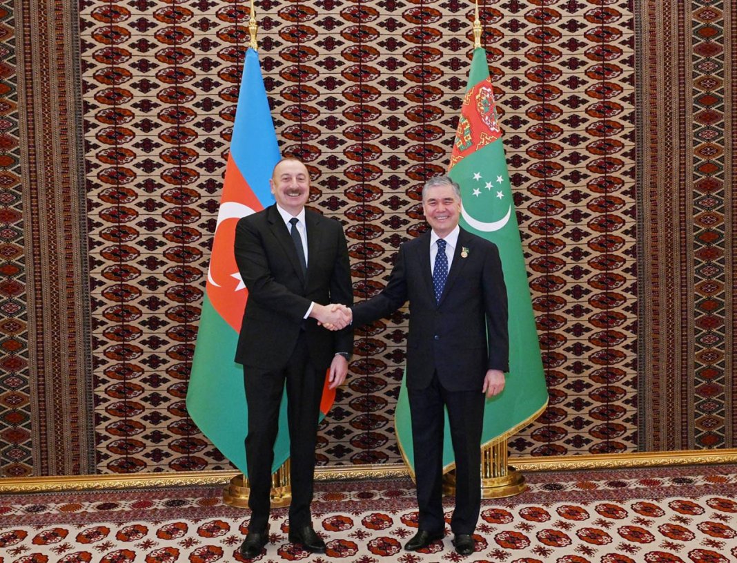 2022_12_14_azerbayjan_aliev_01 Азербайджан подарит Туркменистану нефтеналивной танкер «как символ братских отношений»