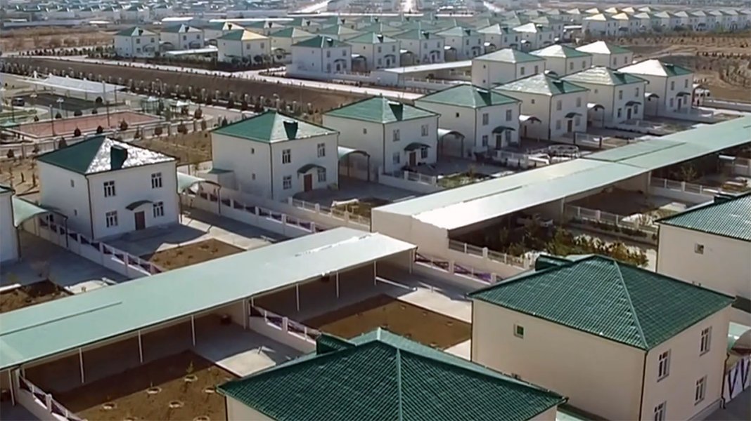 В Туркменистане открыли второй новый поселок. Теперь в Дашогузе