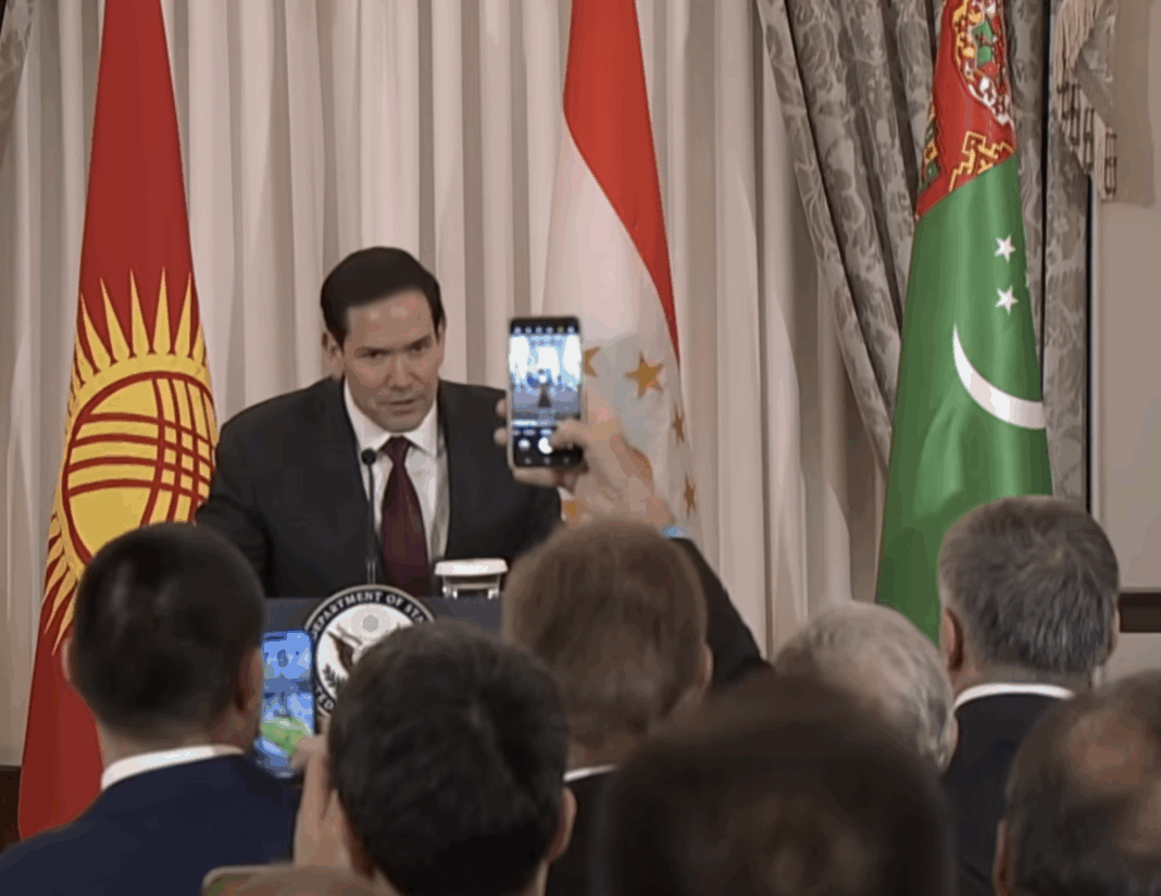 2025_11_05_marco_rubio_us Госсекретарь США встретился с главами МИД Центральной Азии. Он сам посетит регион в 2026 году