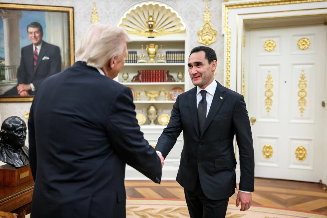 2025_11_10_serdar_trump Дональд Трамп ослабил визовые ограничения в отношении Туркменистана - Хроника Туркменистана
