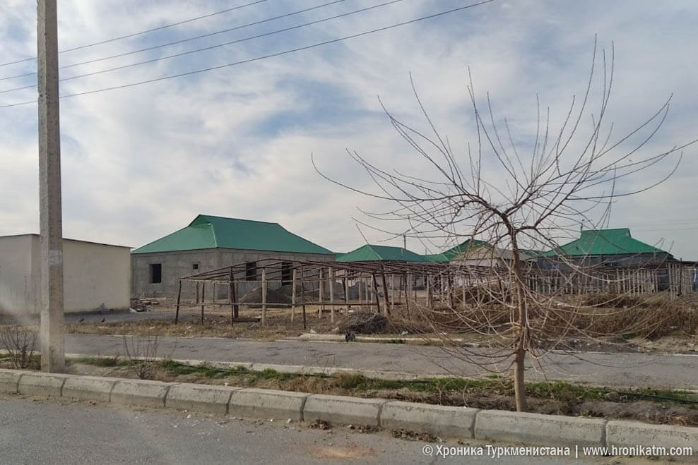 2022_01_05_houses_samostroy_10 В Аннау пятеро молодых людей скончались от передозировки наркотиками - Хроника Туркменистана