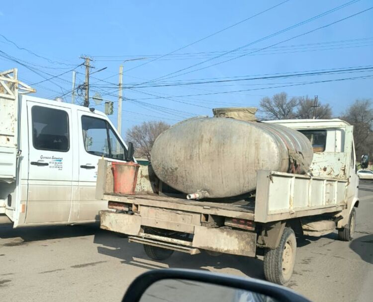 Житель Сокулука обеспокоен санитарными условиями перевозки молока