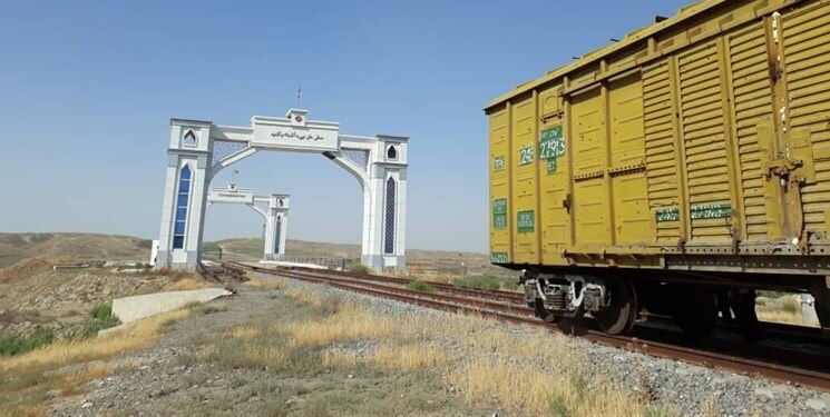 2021_03_04_iran_train_border_01 Россияне могут покинуть Иран через территорию Туркменистана - Хроника Туркменистана