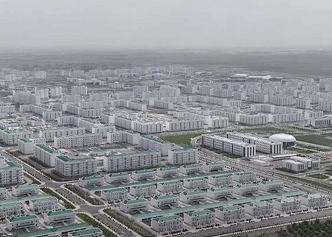2025_04_26_arkadag Объявлен тендер на модернизацию школы в Аркадаге, который был открыт несколько лет назад - Хроника Туркменистана