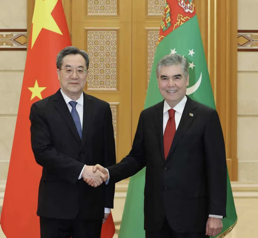 2026_04_16_berd_china Председатель Халк Маслахаты принял посланника Си Цзиньпина, в то время как президент – грамоты от новых послов - Хроника Туркменистана