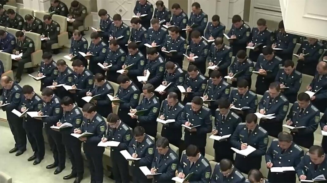 С.Бердымухамедов сменил прокуроров - Хроника Туркменистана
