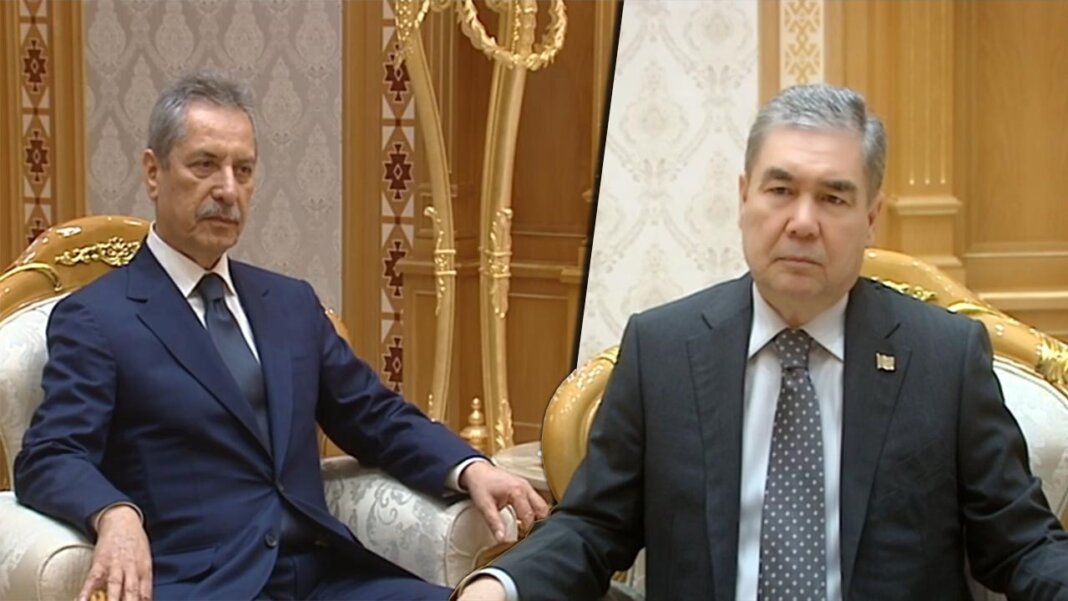 2023_03_14_calik_chalyk_01 А.Чалык доложил Г.Бердымухамедову о модернизации конюшни - Хроника Туркменистана
