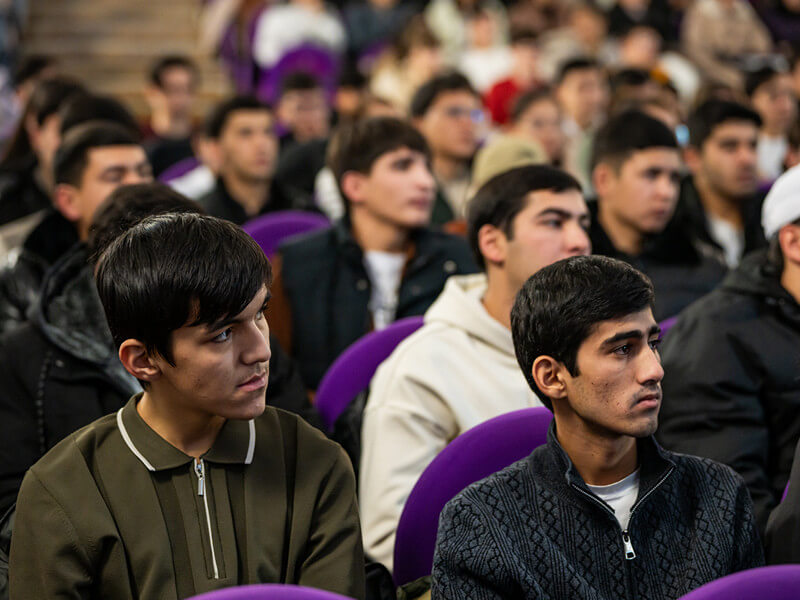2025_11_26_tm_students_belarus В Набережных Челнах студент из Туркменистана стал жертвой мошенника - Хроника Туркменистана
