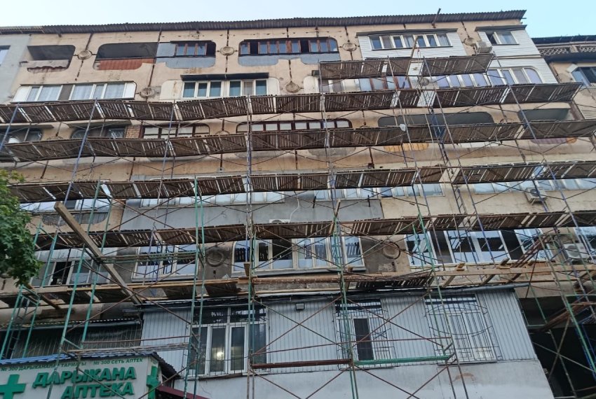 Фото читателей. Работы на объекте прекратились