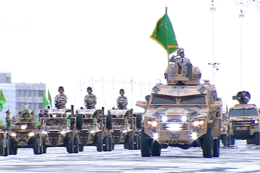 2024_09_27_independence_military_parade_09 Президент подписал Указ об увольнении в запас военнослужащих и очередном воинском призыве - Хроника Туркменистана
